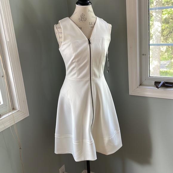 Vince Camuto white scuba fit and flare dress NWT SIZE 6 - Picture 3 of 11